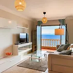 With Breathtaking View شقة